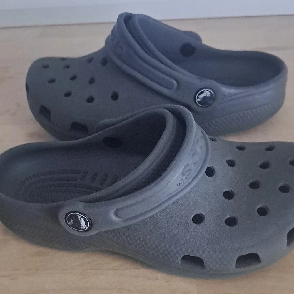 CROCS comfortable durable